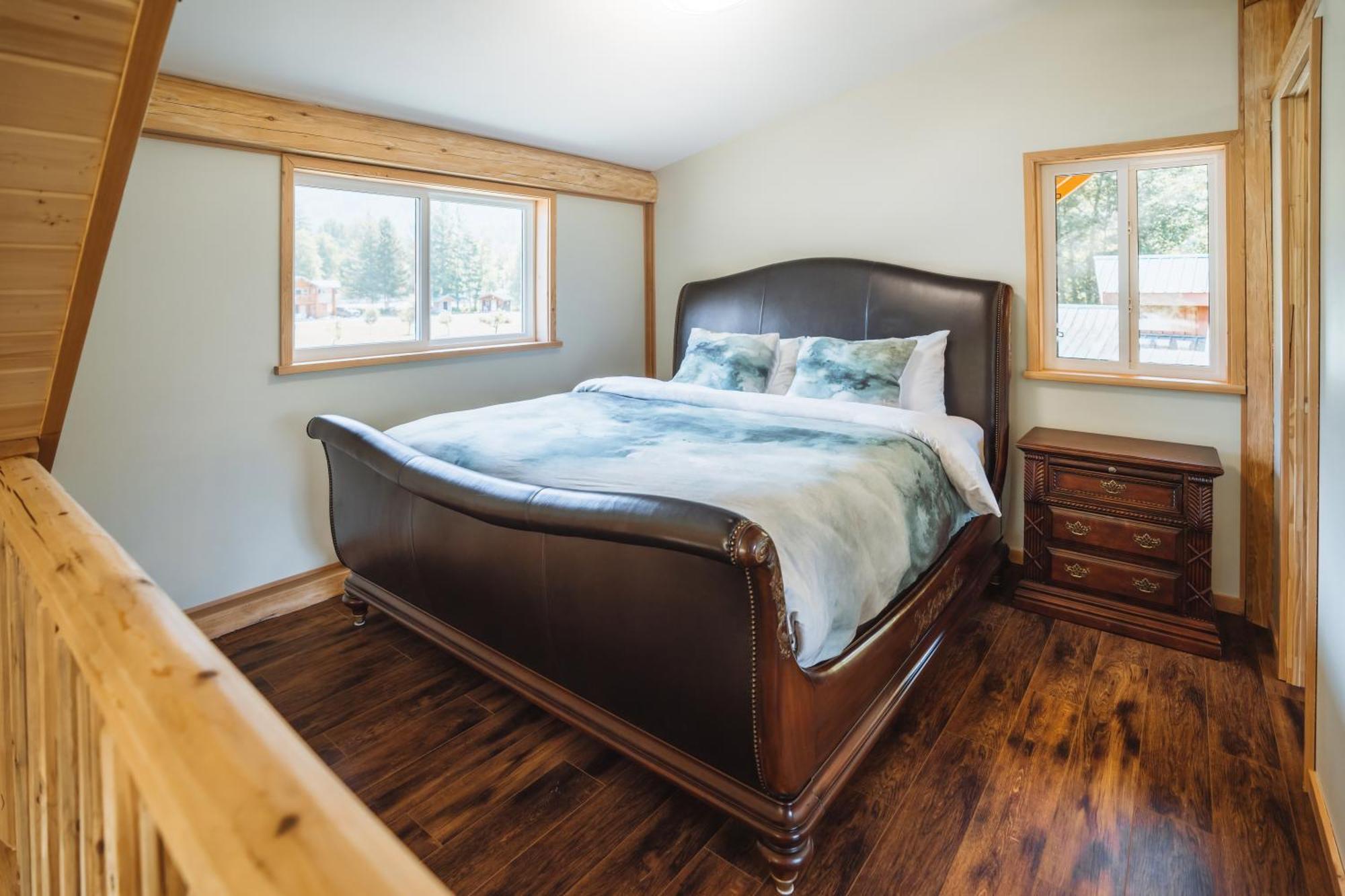 Bella Coola Grizzly Tours And Resort Hagensborg Extérieur photo