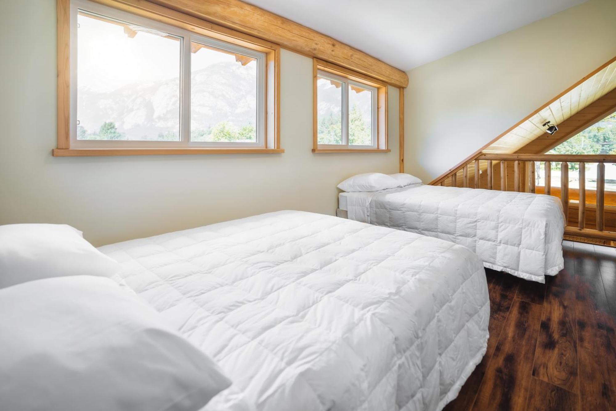 Bella Coola Grizzly Tours And Resort Hagensborg Extérieur photo